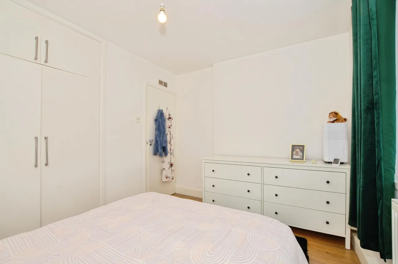 Westfield Park, Pinner, HA5, photo 7