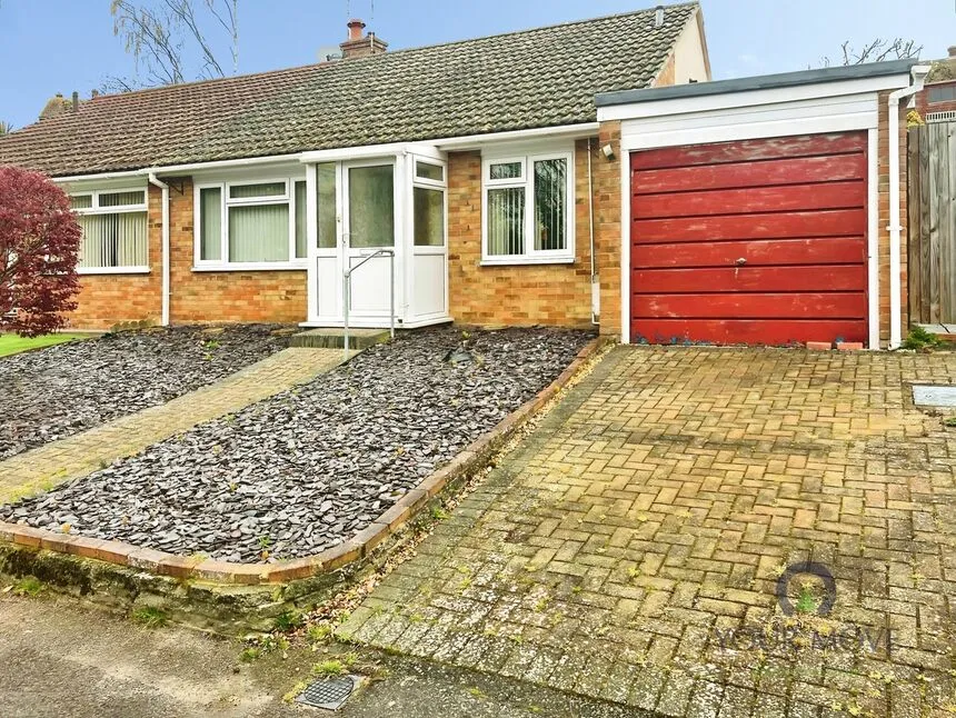 3 bed house for sale — The Knole, Faversham, Kent, ME13