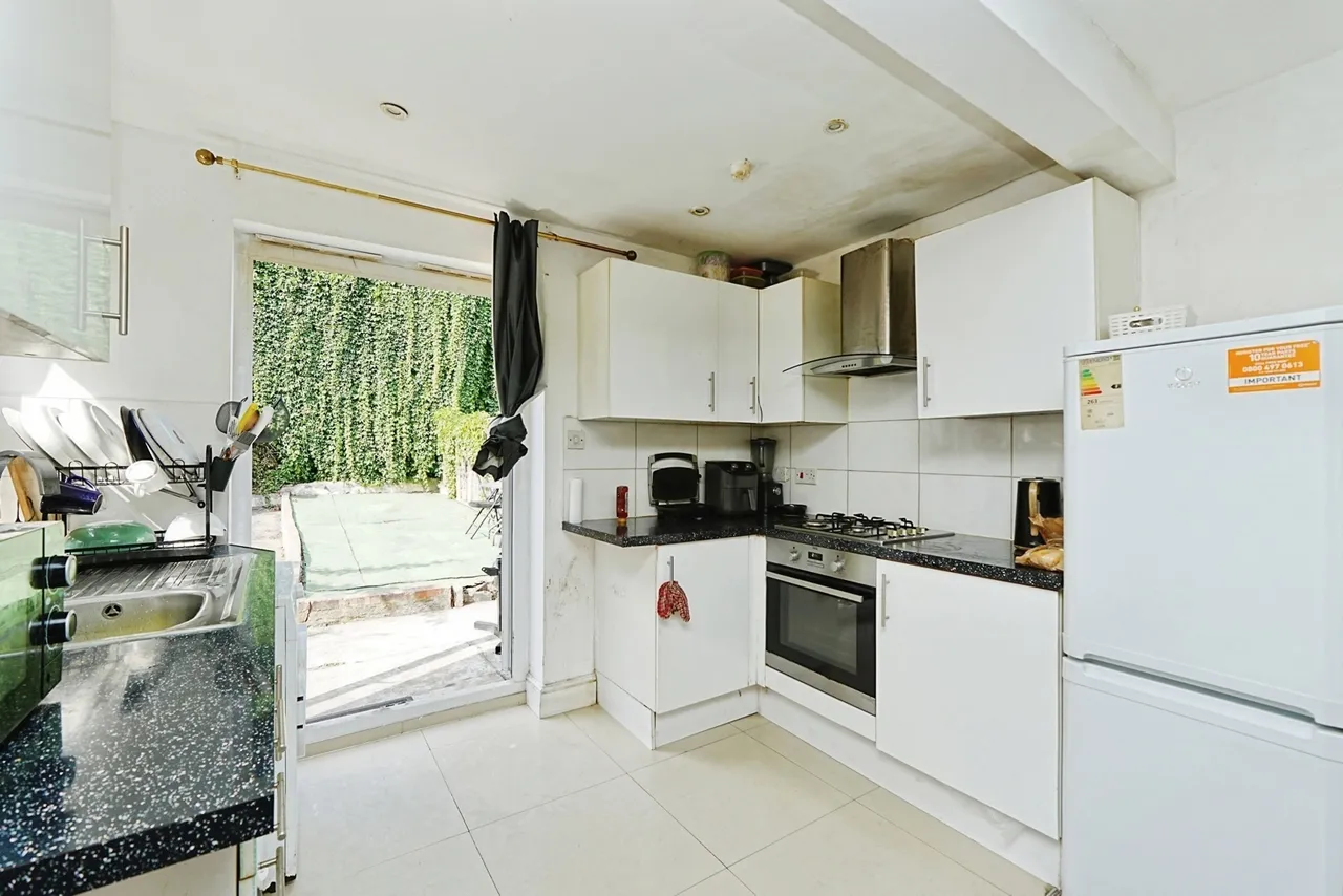 Kangley Bridge Road, London, SE26, photo 6