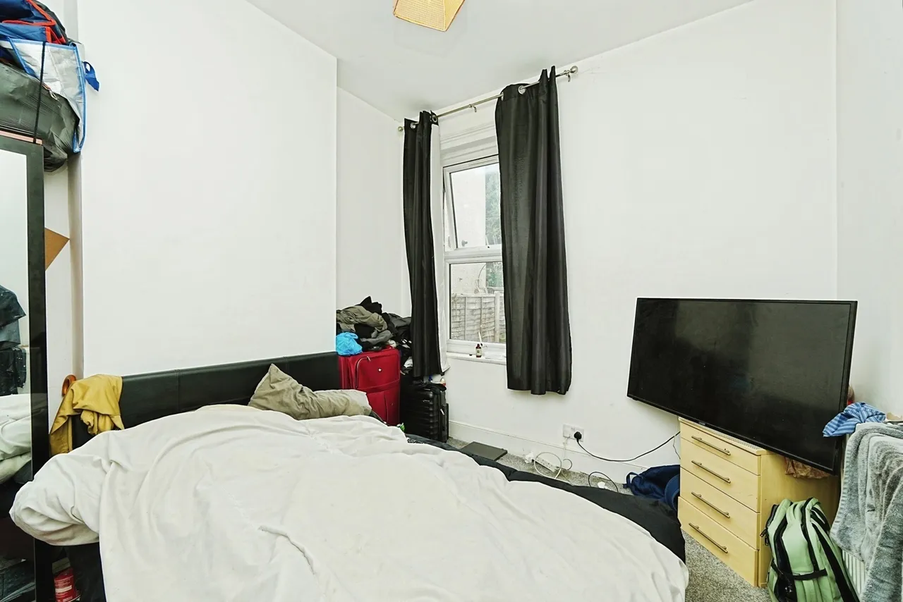 Kangley Bridge Road, London, SE26, photo 20