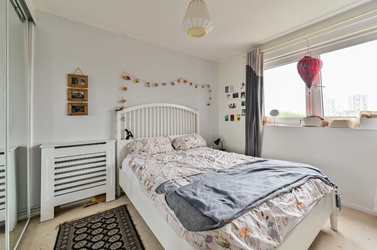 23 Napier House, Cooks Road, London, photo 4