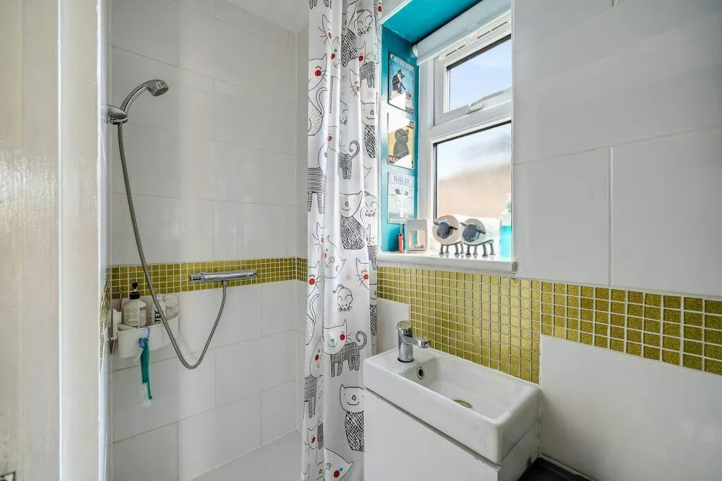 Cambria Close, Sidcup, DA15, photo 12