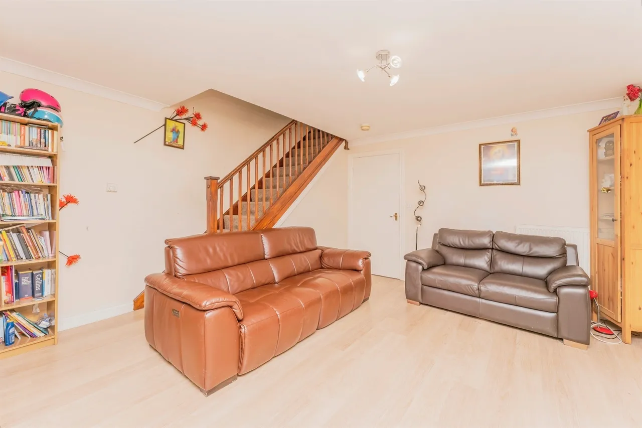 Abbots Close, Kettering, NN15, photo 4