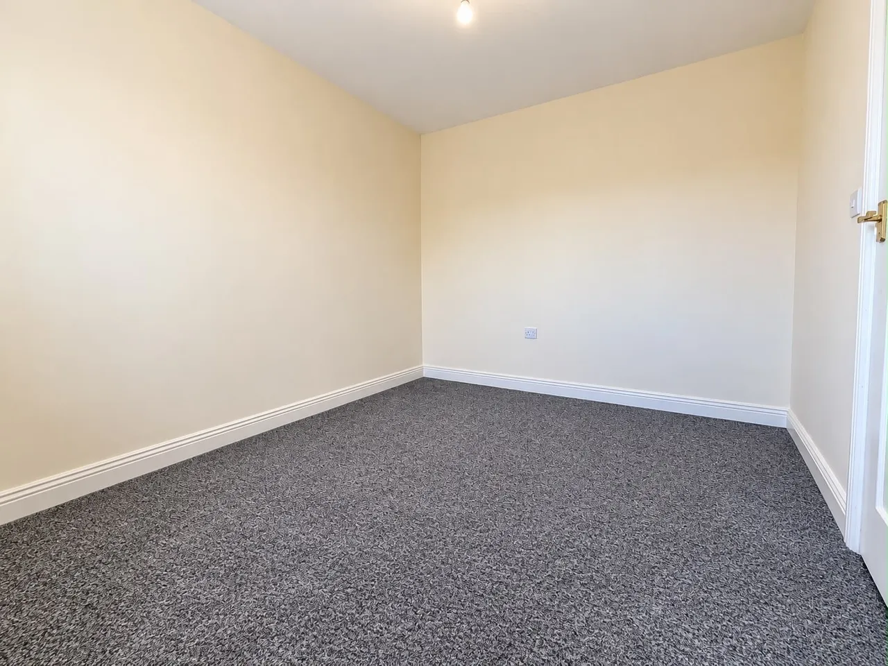 Broughton Close, Riddings, DE55, photo 7