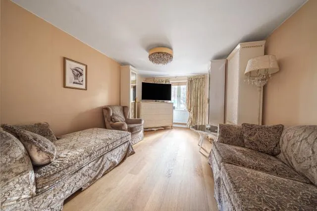 Spitfire Place, Upper Rissington, GL54, photo 12