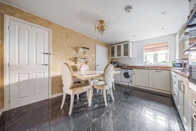 Spitfire Place, Upper Rissington, GL54, photo 10