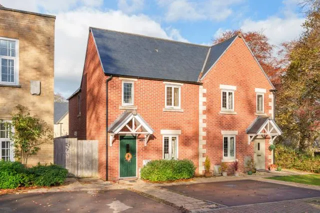 3 bed house for sale, Spitfire Place, Upper Rissington, GL54