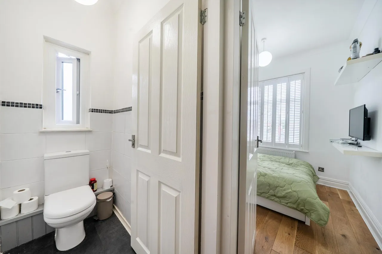 Turton Road, Bradshaw, BL2, photo 18