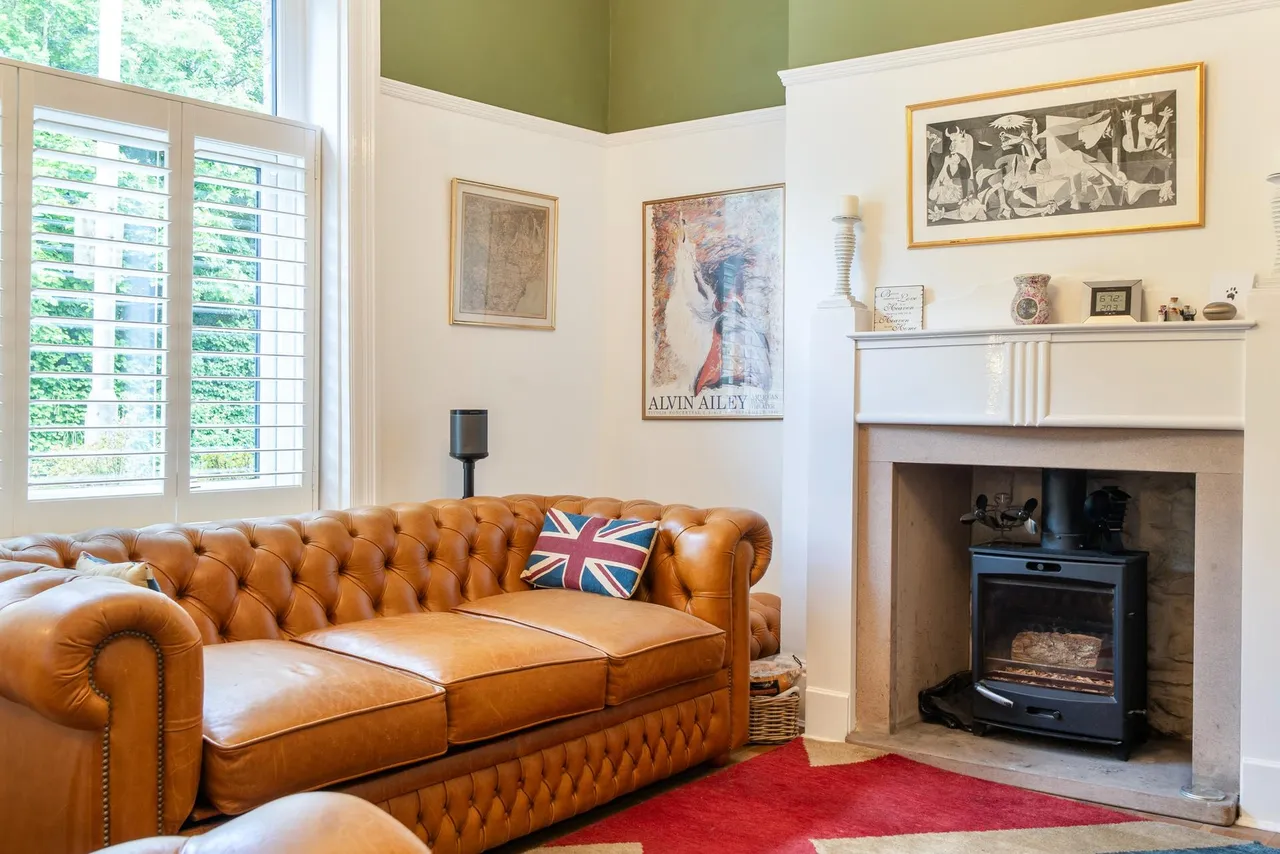 Turton Road, Bradshaw, BL2, photo 3