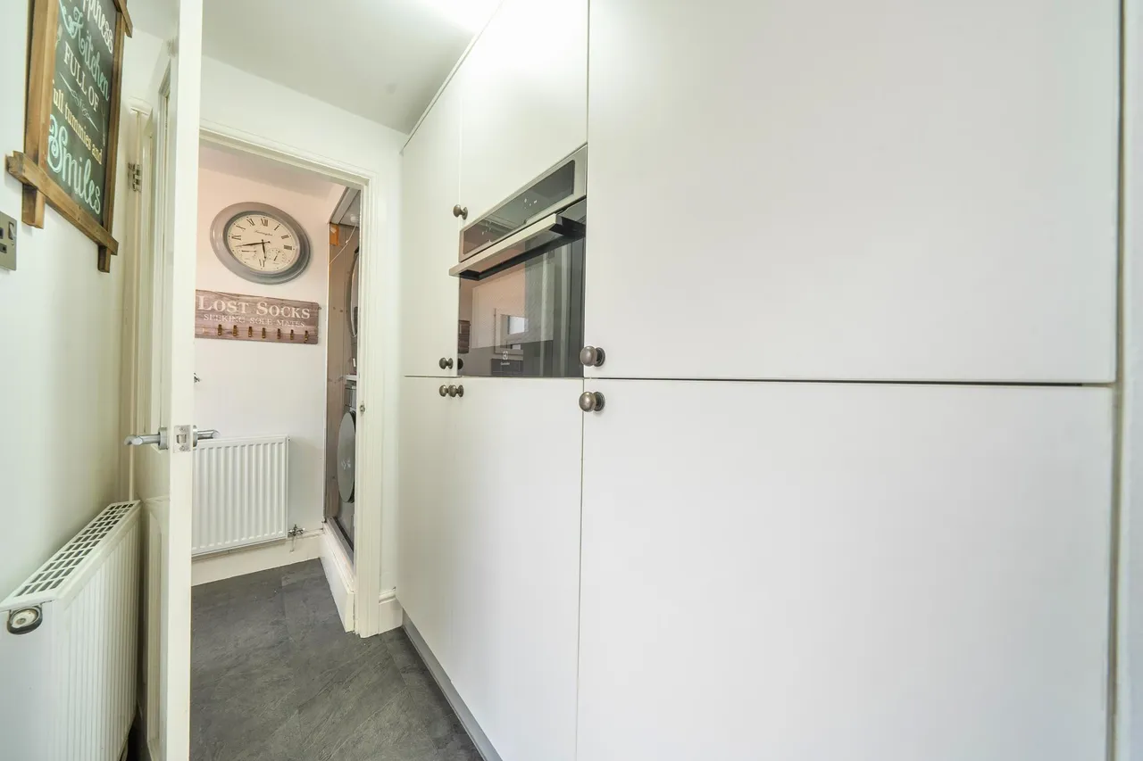 Turton Road, Bradshaw, BL2, photo 10
