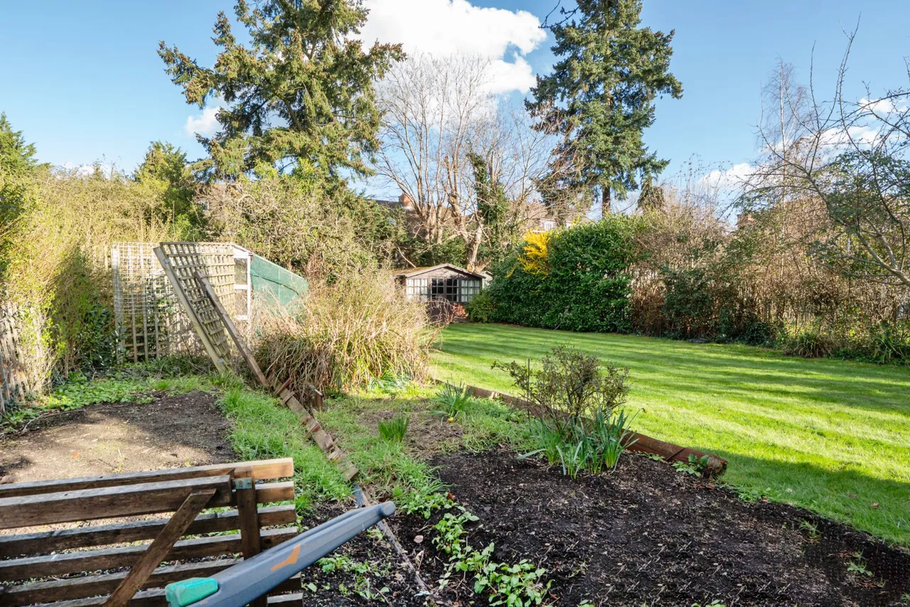 Blackpond Lane, Farnham Royal, SL2, photo 24