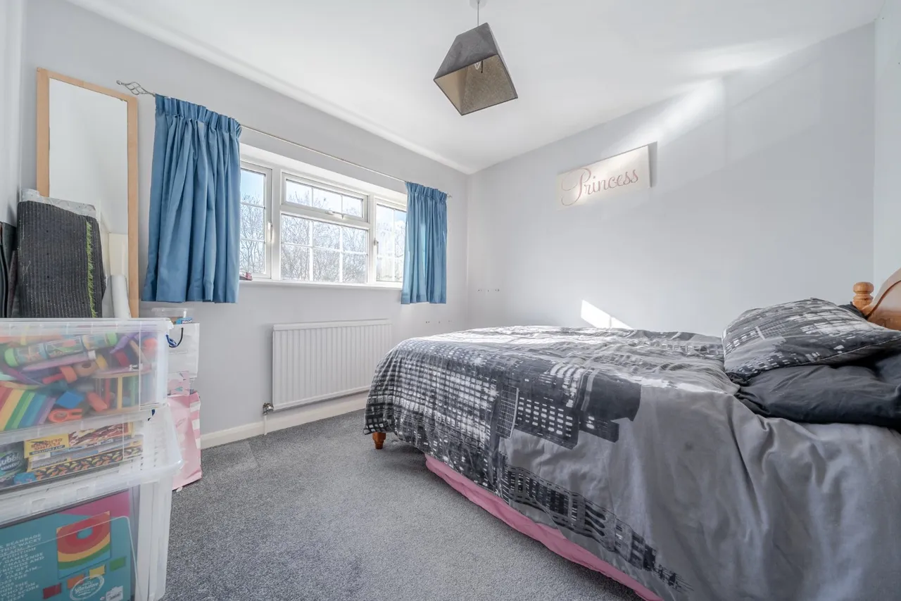 Blackpond Lane, Farnham Royal, SL2, photo 13