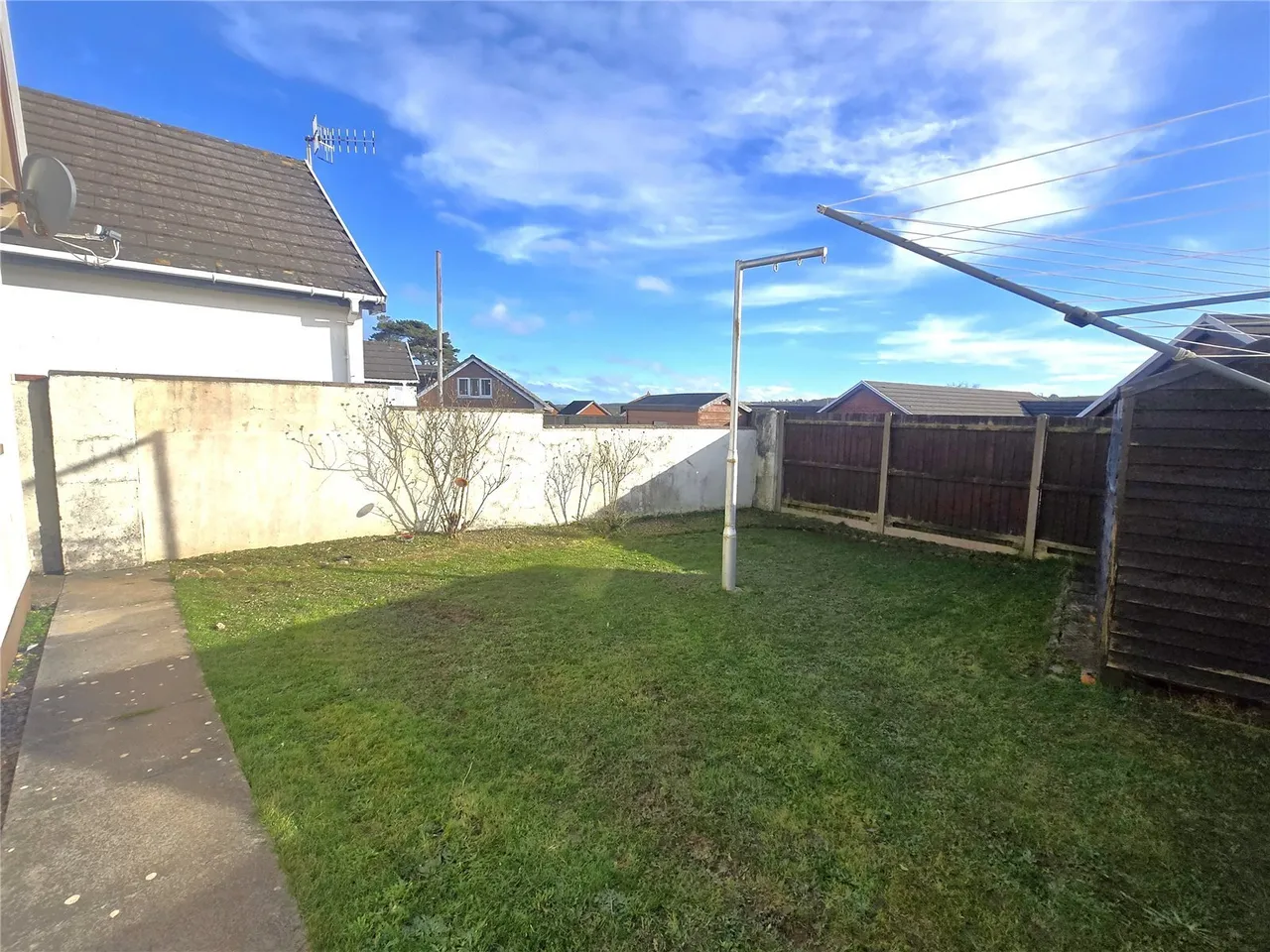 Donovan Reed Gardens, Pembroke Dock, SA72, photo 23