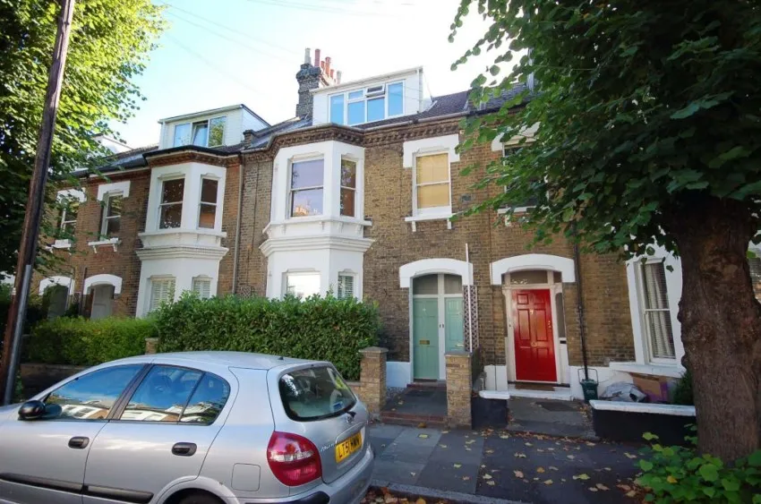 2 bed property to rent, Upham Park Road, Chiswick