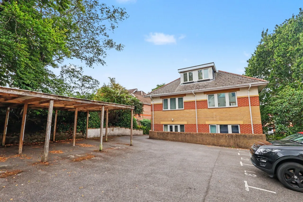 Alder Road, BH12, photo 2