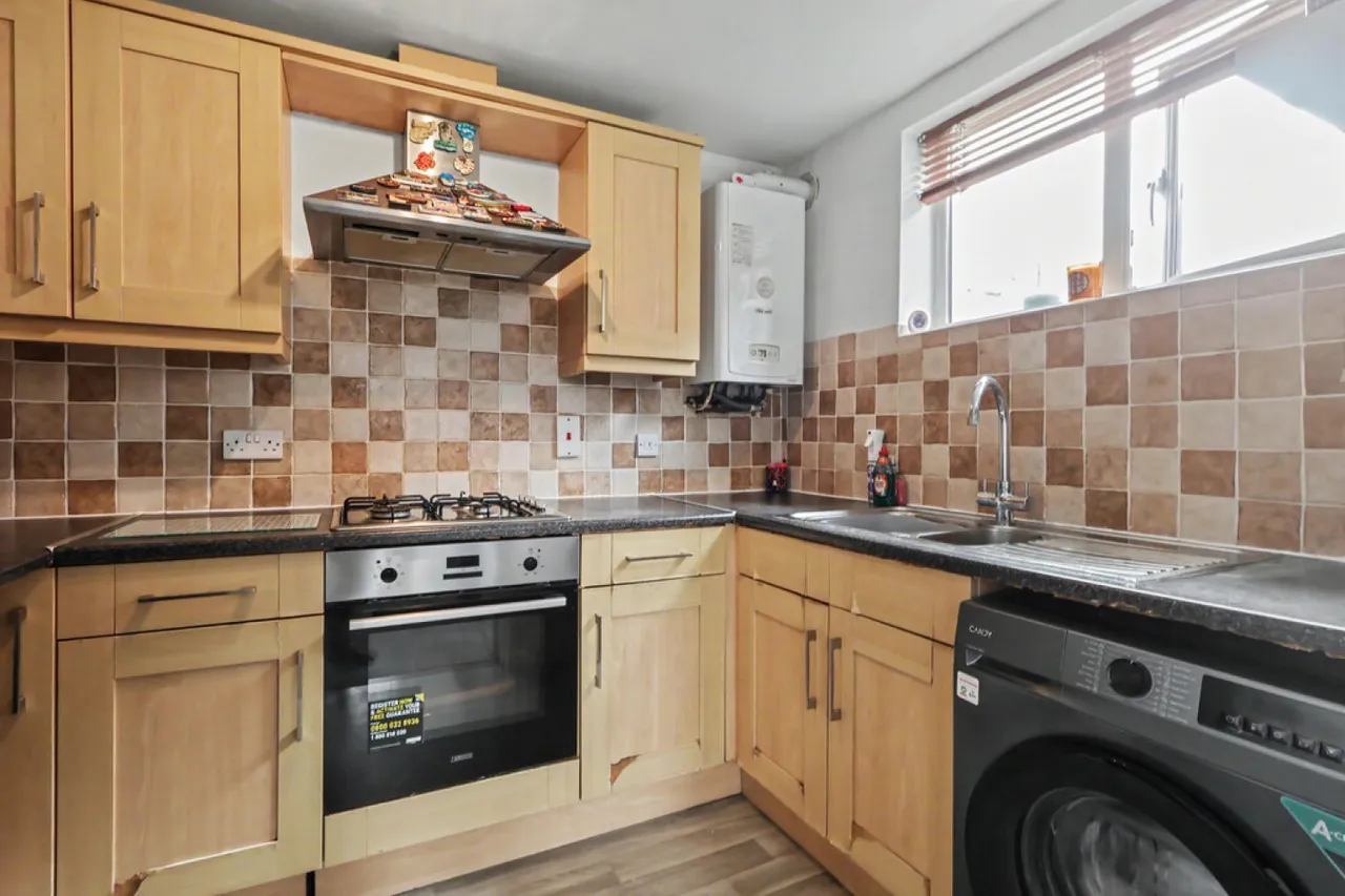 Alder Road, BH12, photo 3