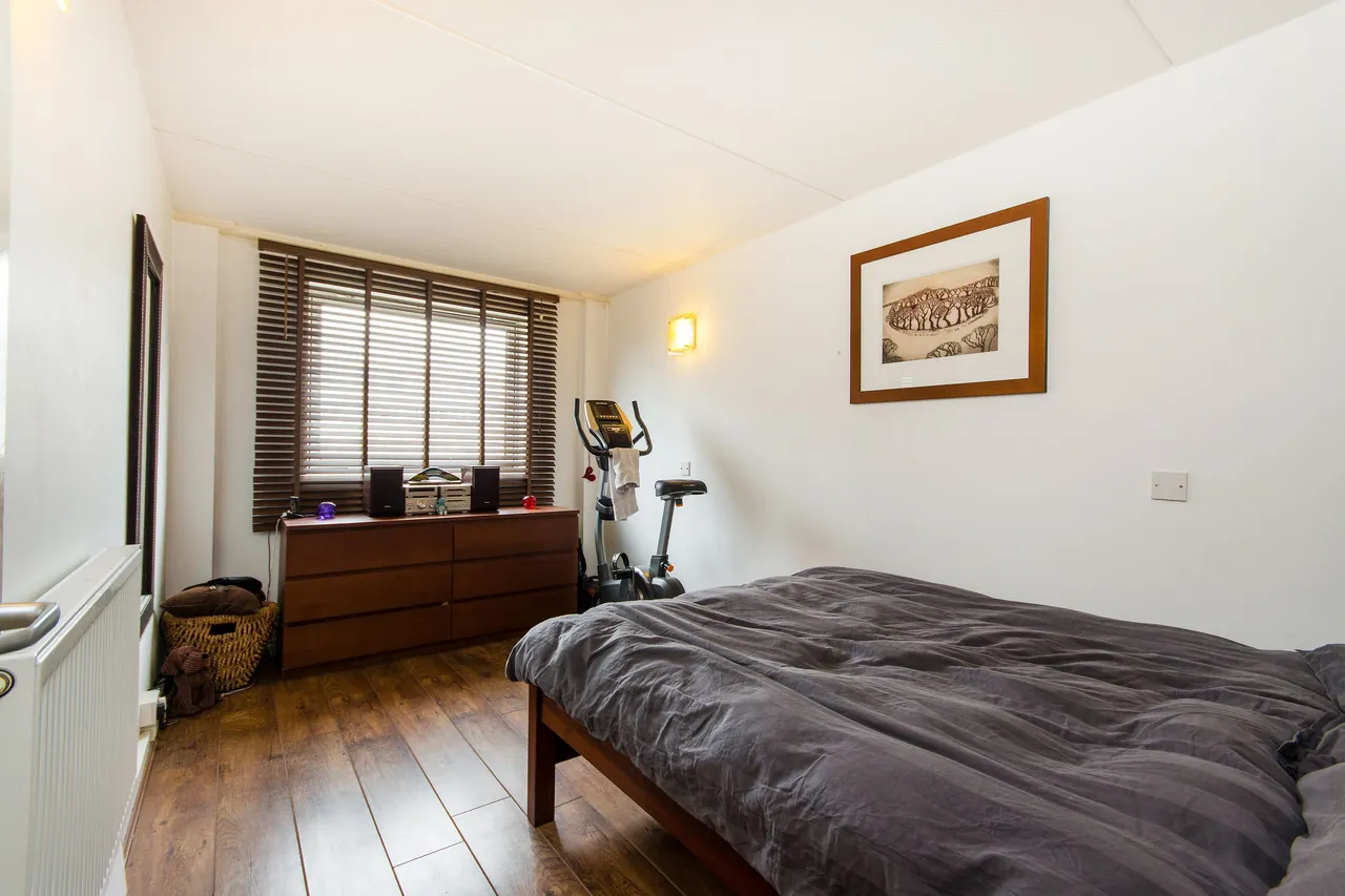London, SW11, photo 11