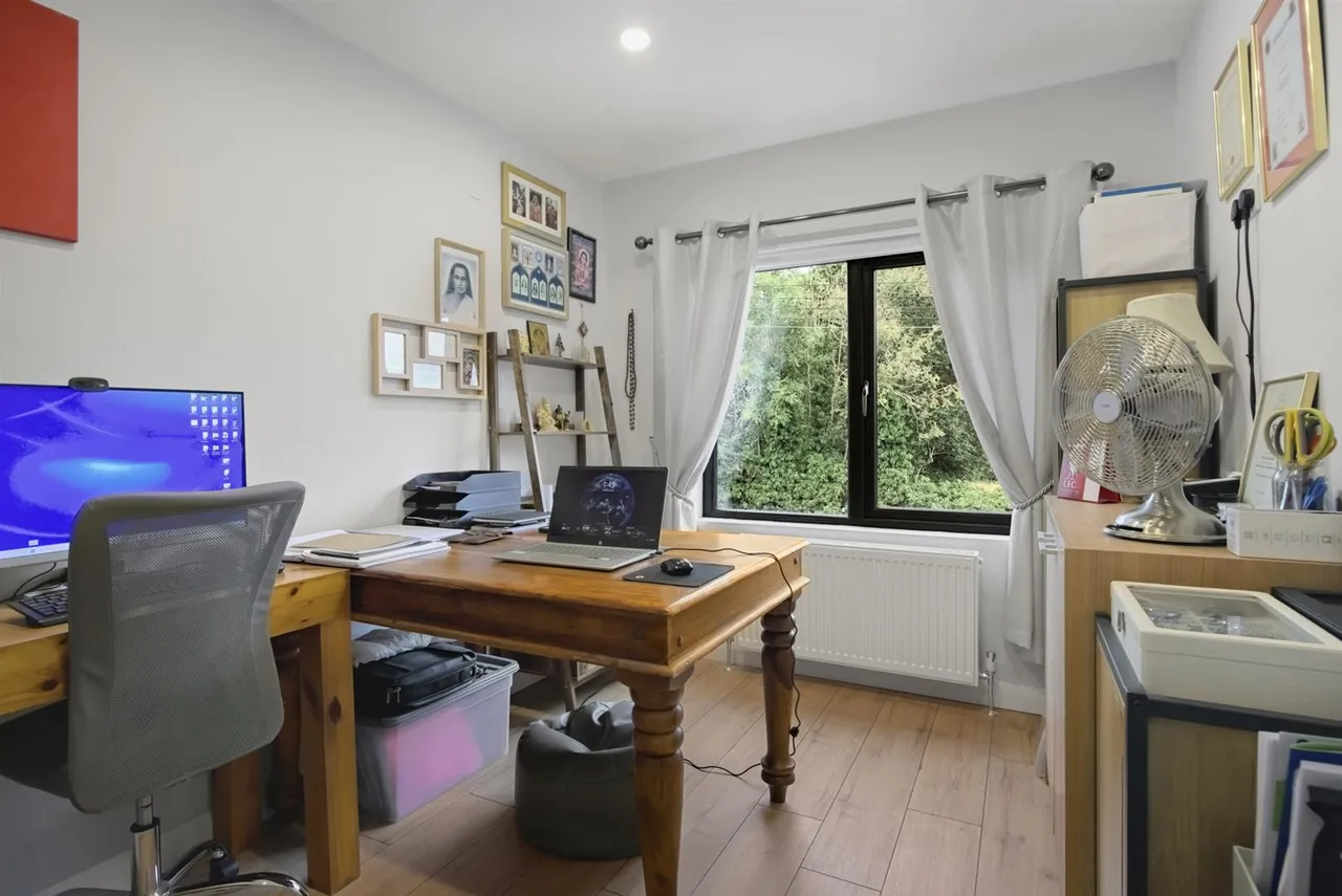 Ballyskeagh Road, Drumbeg, BT17, photo 45
