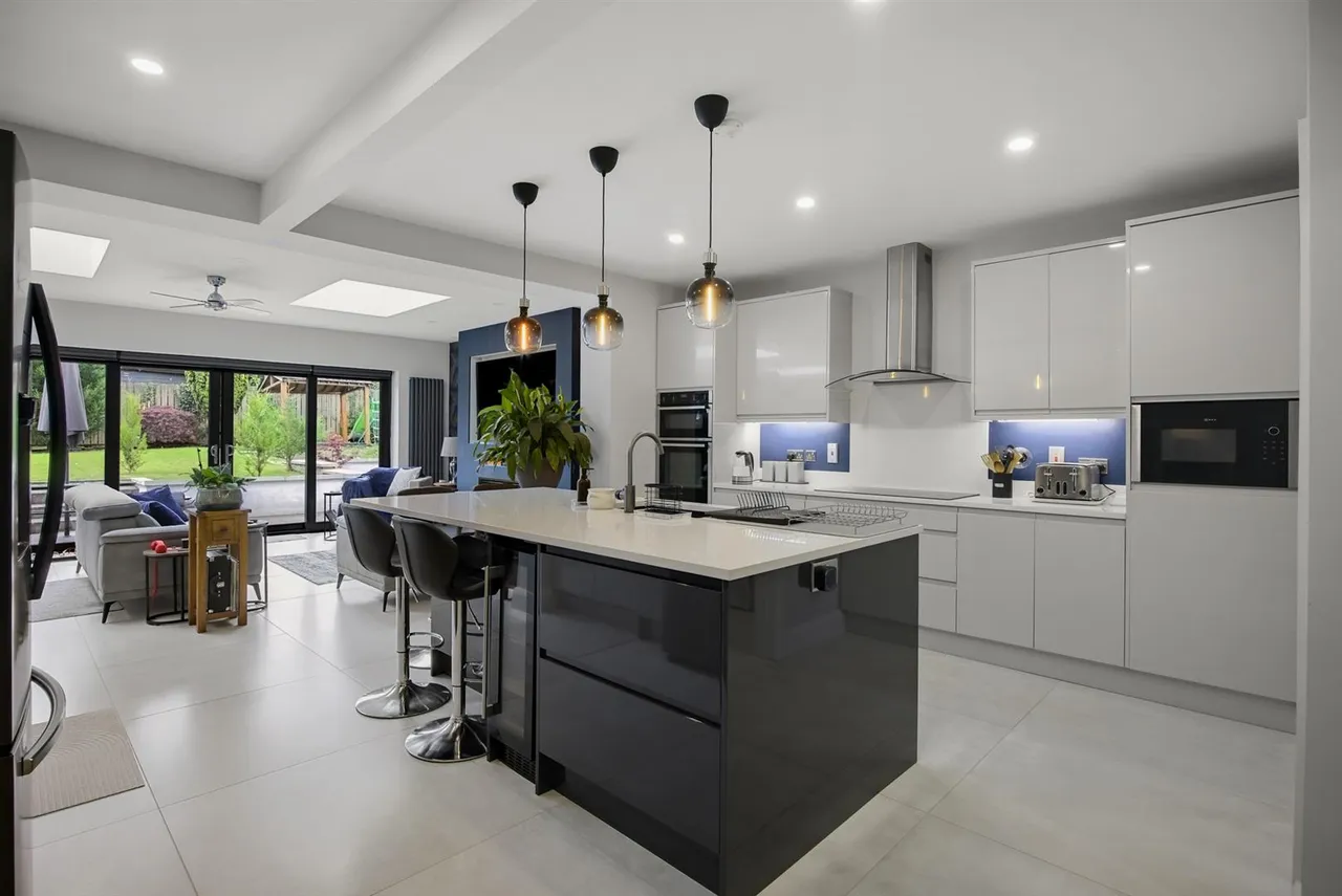 Ballyskeagh Road, Drumbeg, BT17, photo 13
