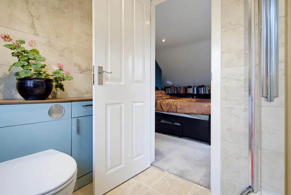 Upper Batley Lane, Birstall, WF17, photo 22