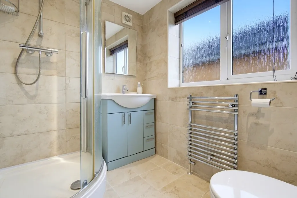 Upper Batley Lane, Birstall, WF17, photo 25