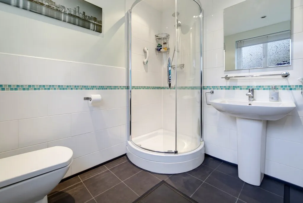 Upper Batley Lane, Birstall, WF17, photo 31