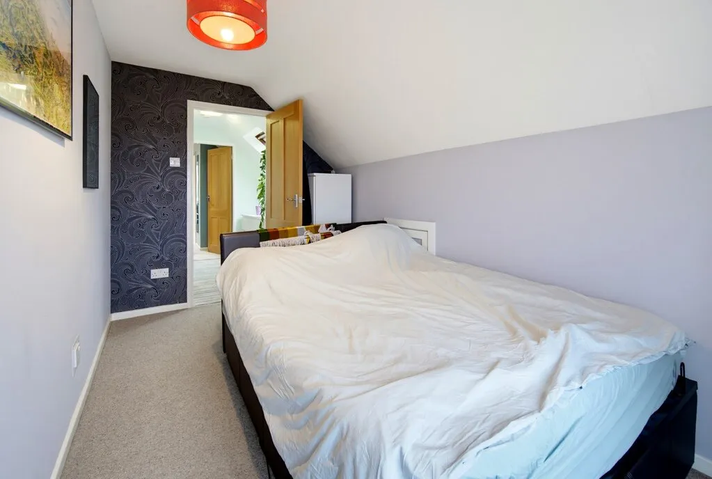 Upper Batley Lane, Birstall, WF17, photo 12