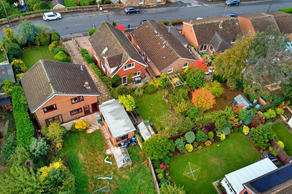 Upper Batley Lane, Birstall, WF17, photo 33