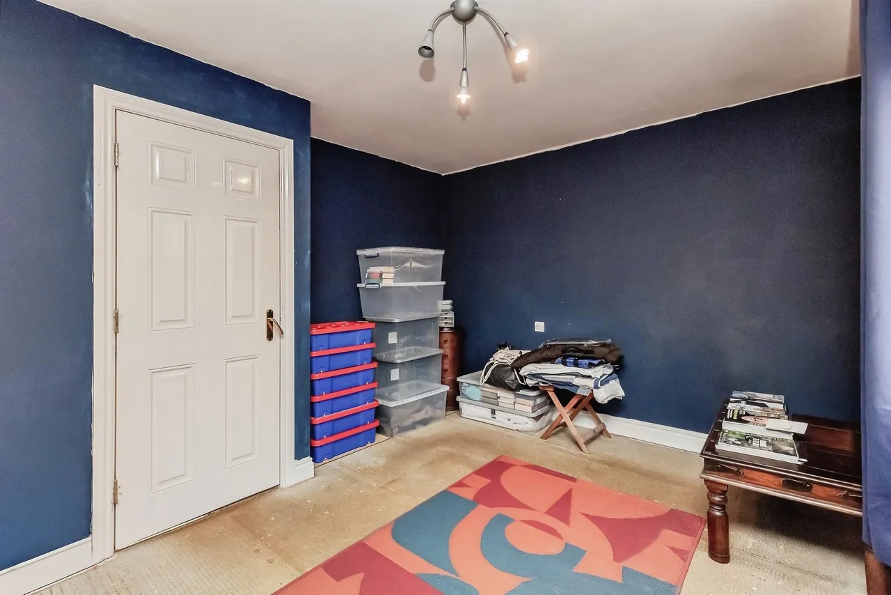 School Lane, Higham Ferrers, NN10, photo 11