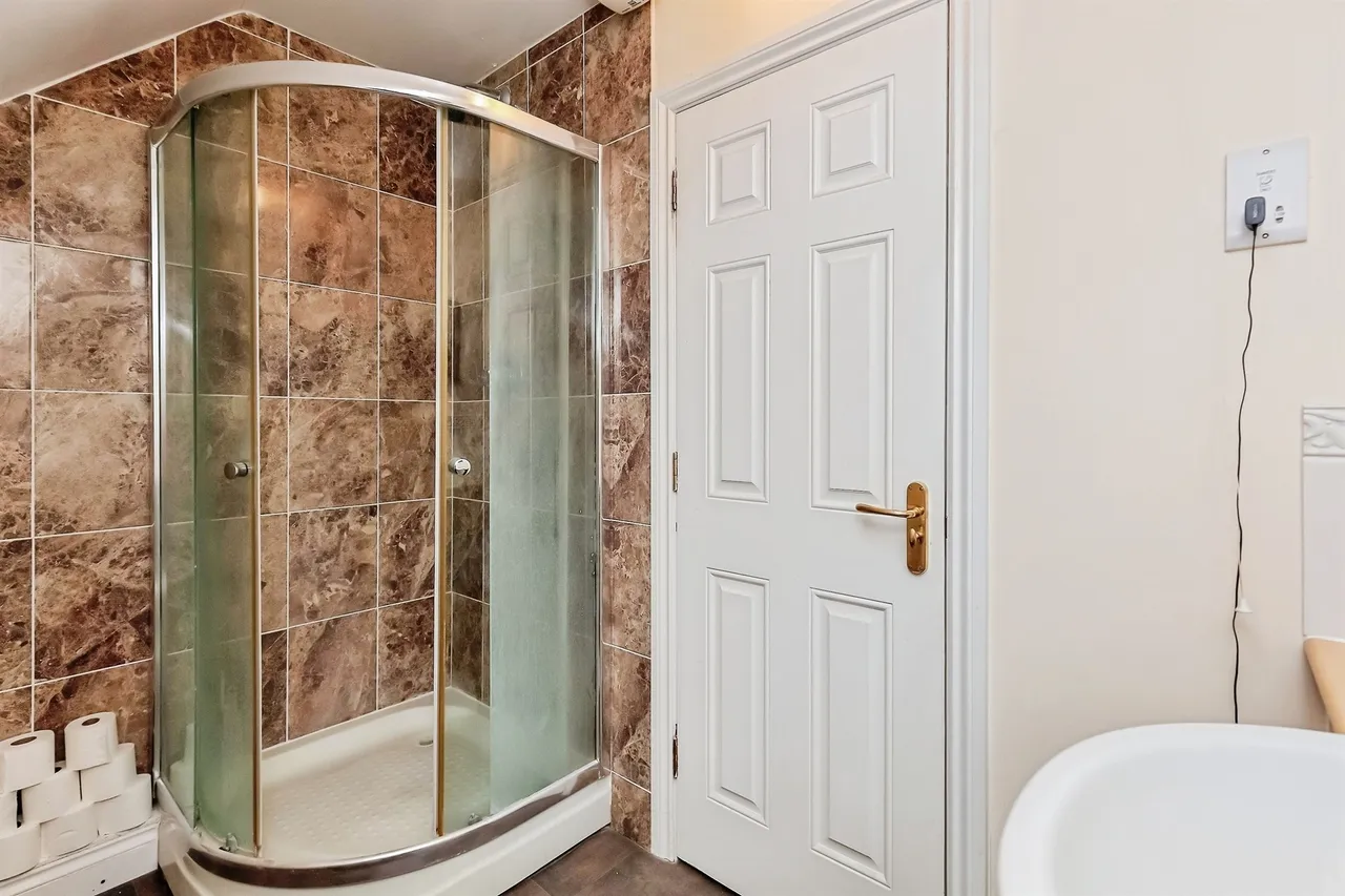 School Lane, Higham Ferrers, NN10, photo 16
