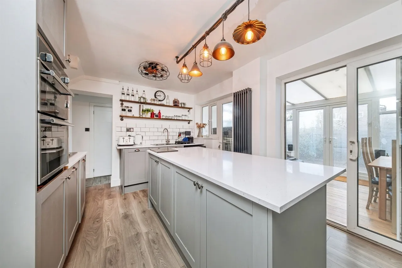 Byron Drive, Newport Pagnell, MK16, photo 3