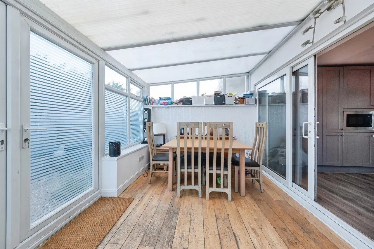 Byron Drive, Newport Pagnell, MK16, photo 10