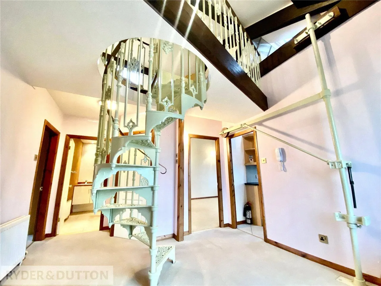 Castleton Road, Thornham, OL2, photo 7