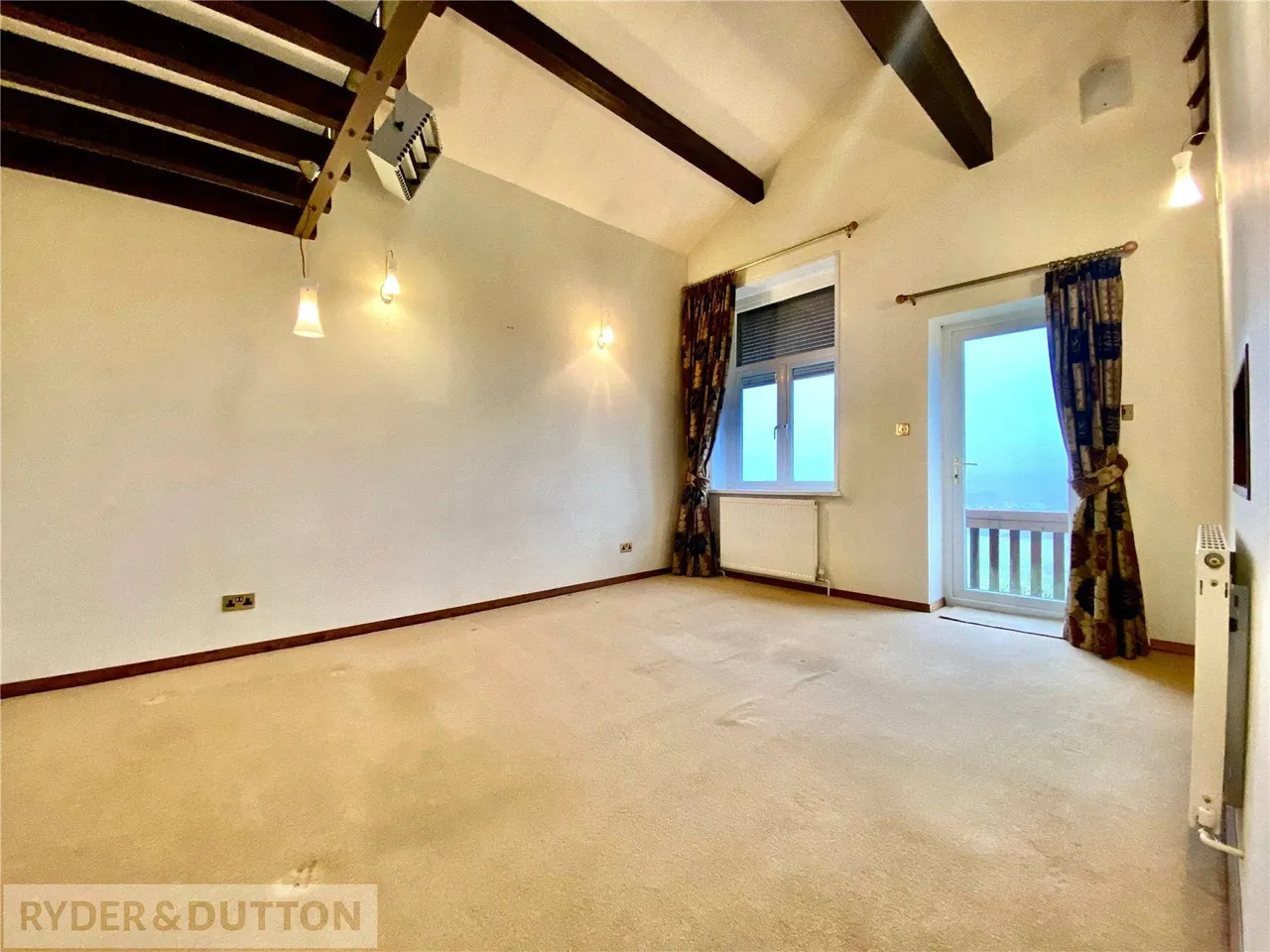 Castleton Road, Thornham, OL2, photo 11