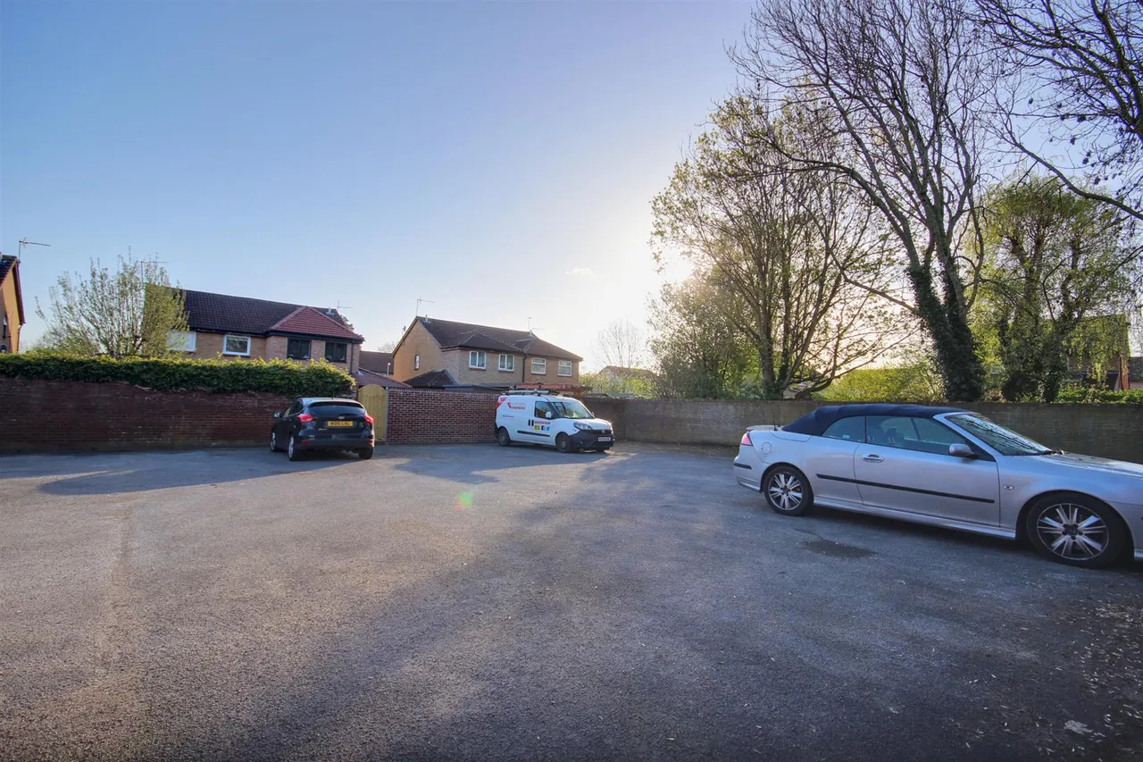 Thurlow Avenue, Beverley, photo 7