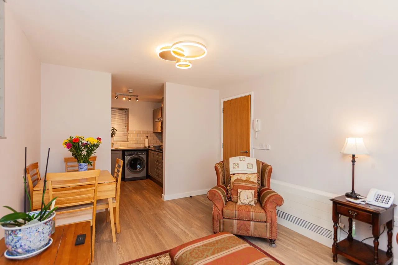 Manor Gardens Hough Fold Way, Bolton, BL2 3DR, photo 9