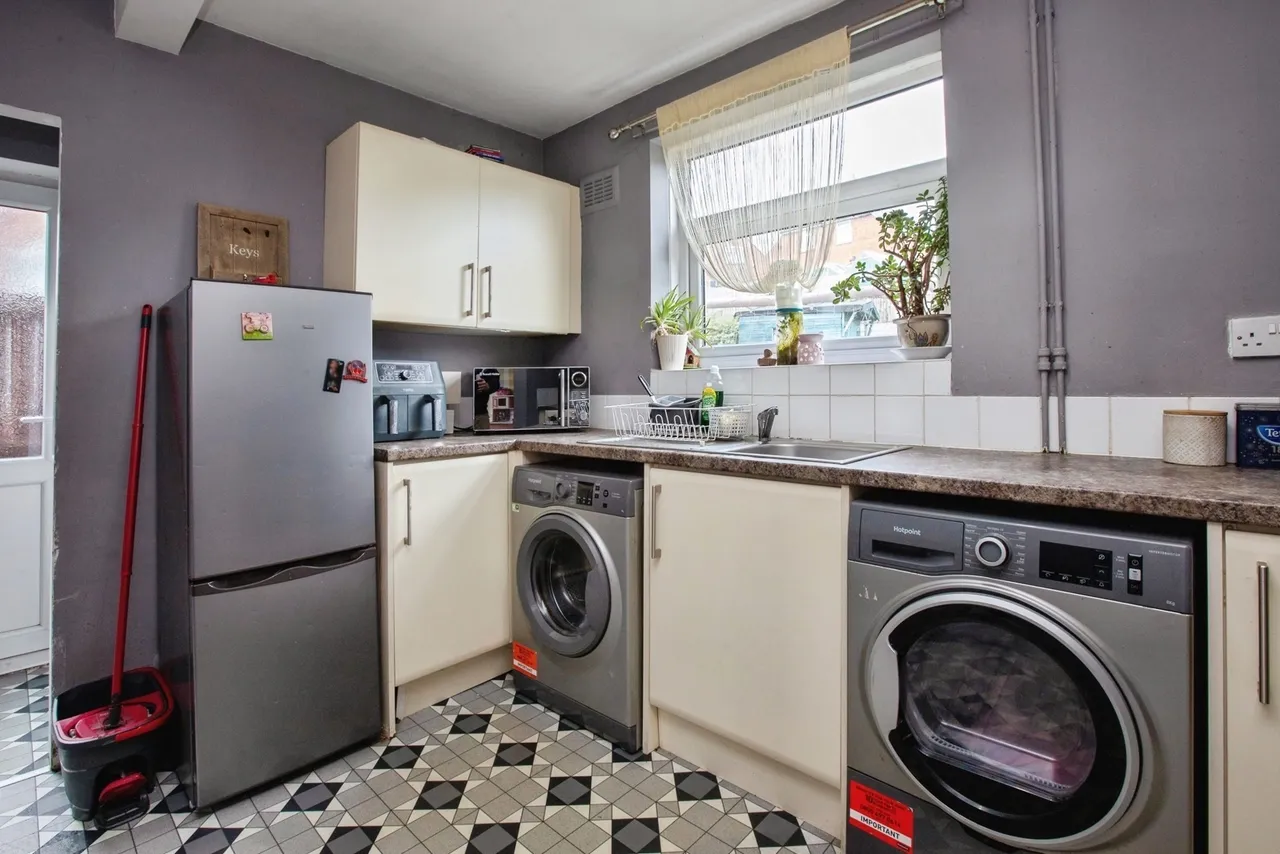 Ruskin Road, Mansfield, NG19, photo 7