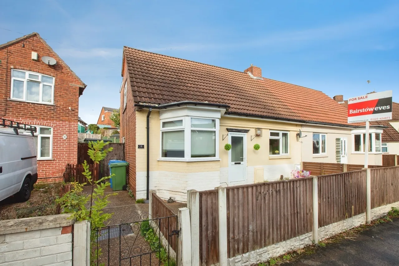 2 bed house for sale, Ruskin Road, Mansfield, NG19