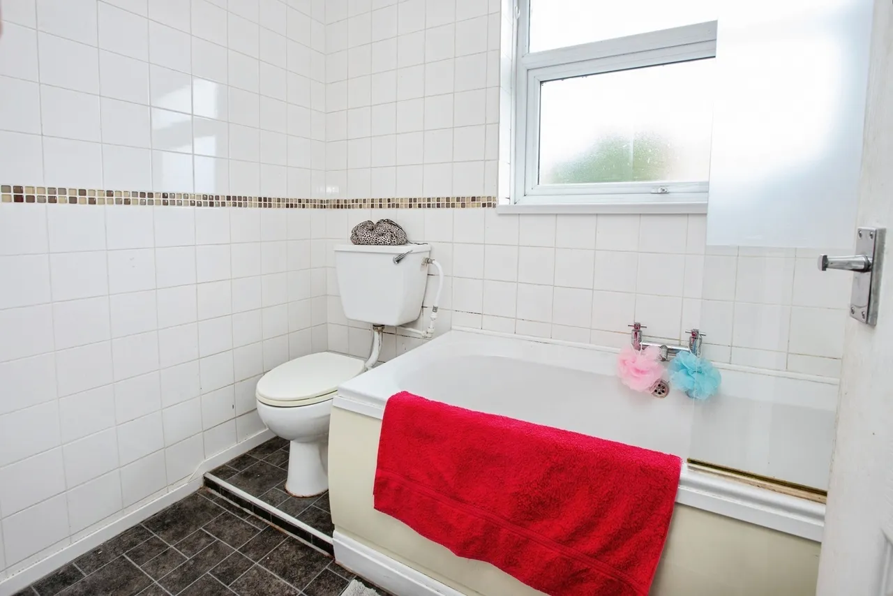 Ruskin Road, Mansfield, NG19, photo 18