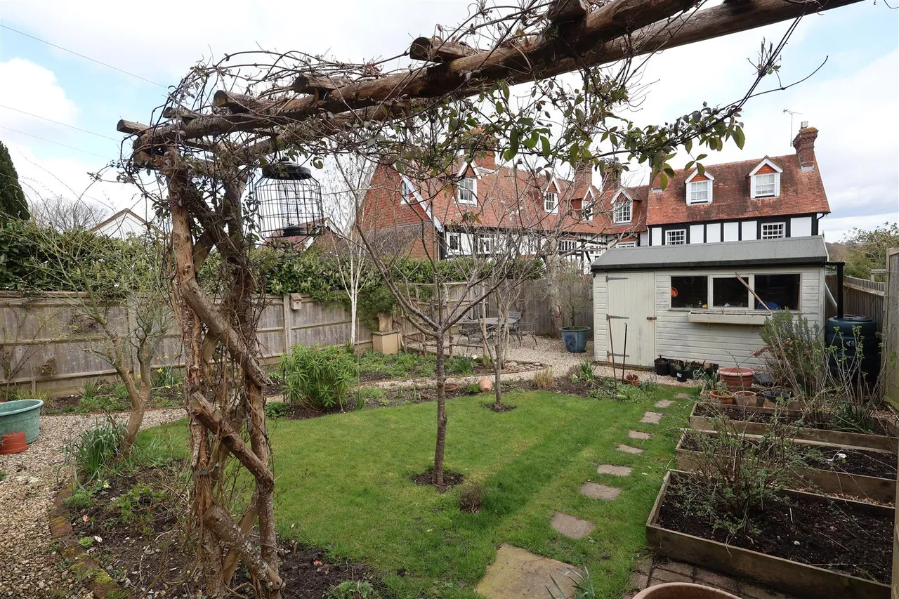 School Path, Barcombe, BN8 5DN, photo 10
