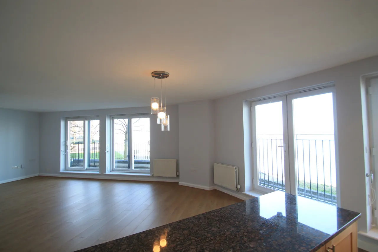 The Boulevard, Ingress Park, Greenhithe, photo 10