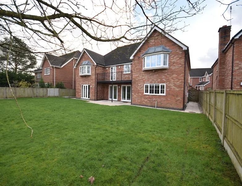 Redshank Drive, Macclesfield, photo 16