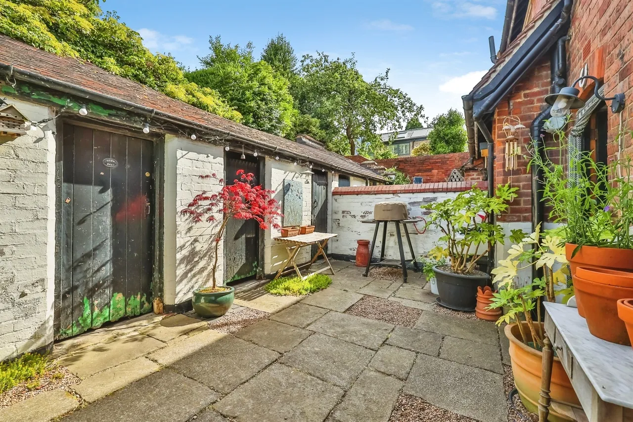 Little Hallam Hill, Ilkeston, DE7, photo 21