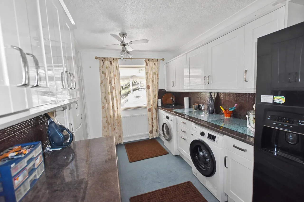 Bourne Road, Essendine, PE9, photo 10