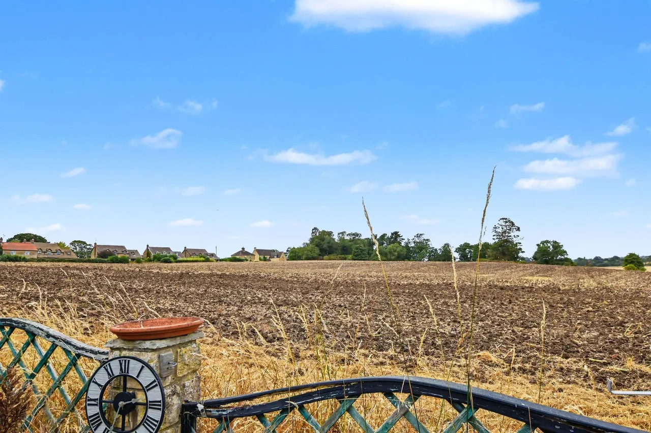 Bourne Road, Essendine, PE9, photo 17