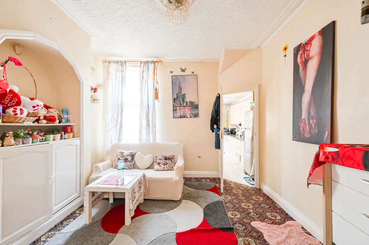 62 Salcombe Road, London, photo 2