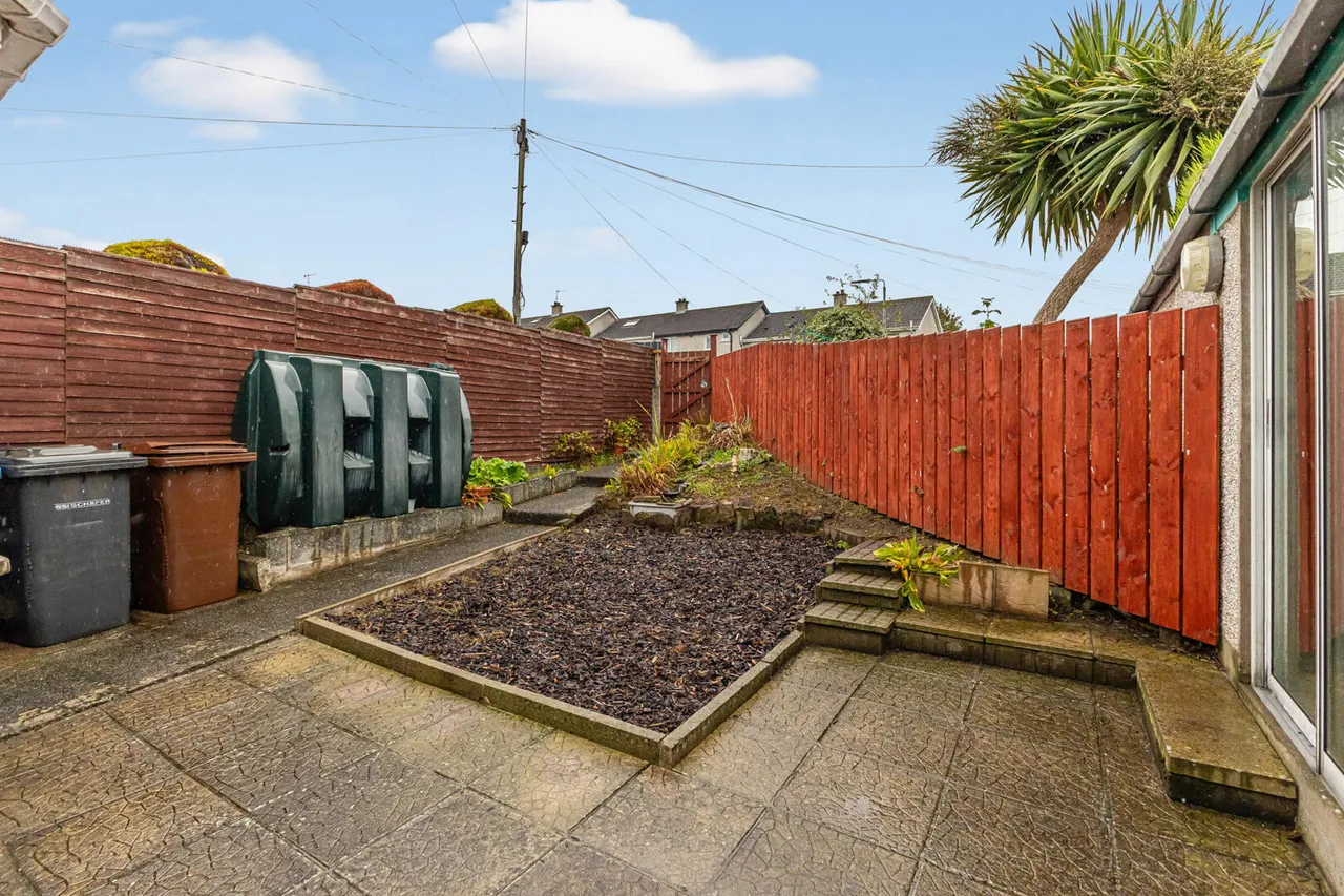 Pamela Way, comber, BT23, photo 16