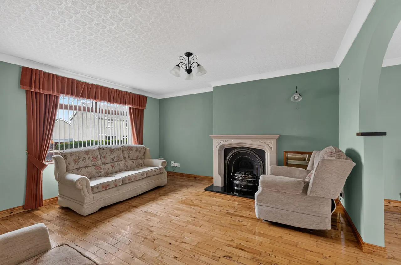 Pamela Way, comber, BT23, photo 5