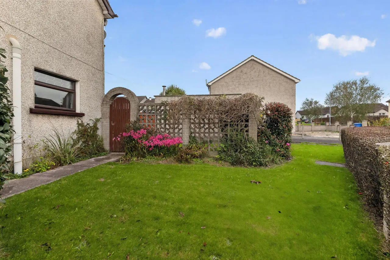 Pamela Way, comber, BT23, photo 20