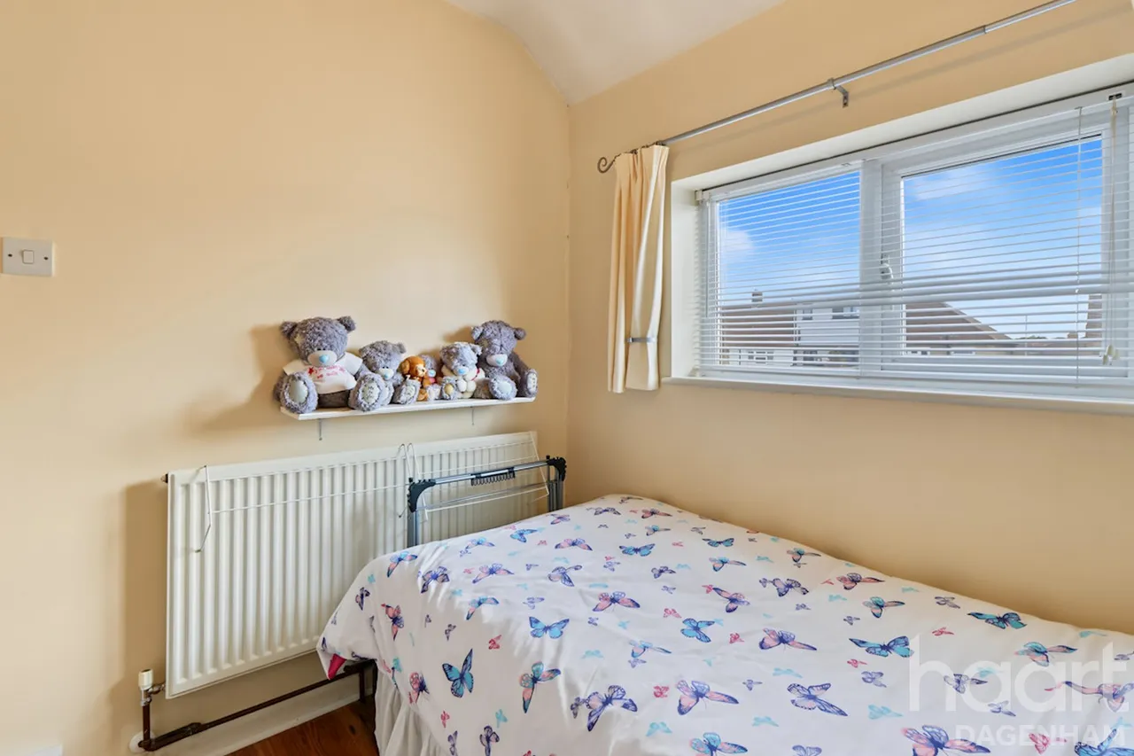 Bosworth Road, Dagenham, RM10, photo 13